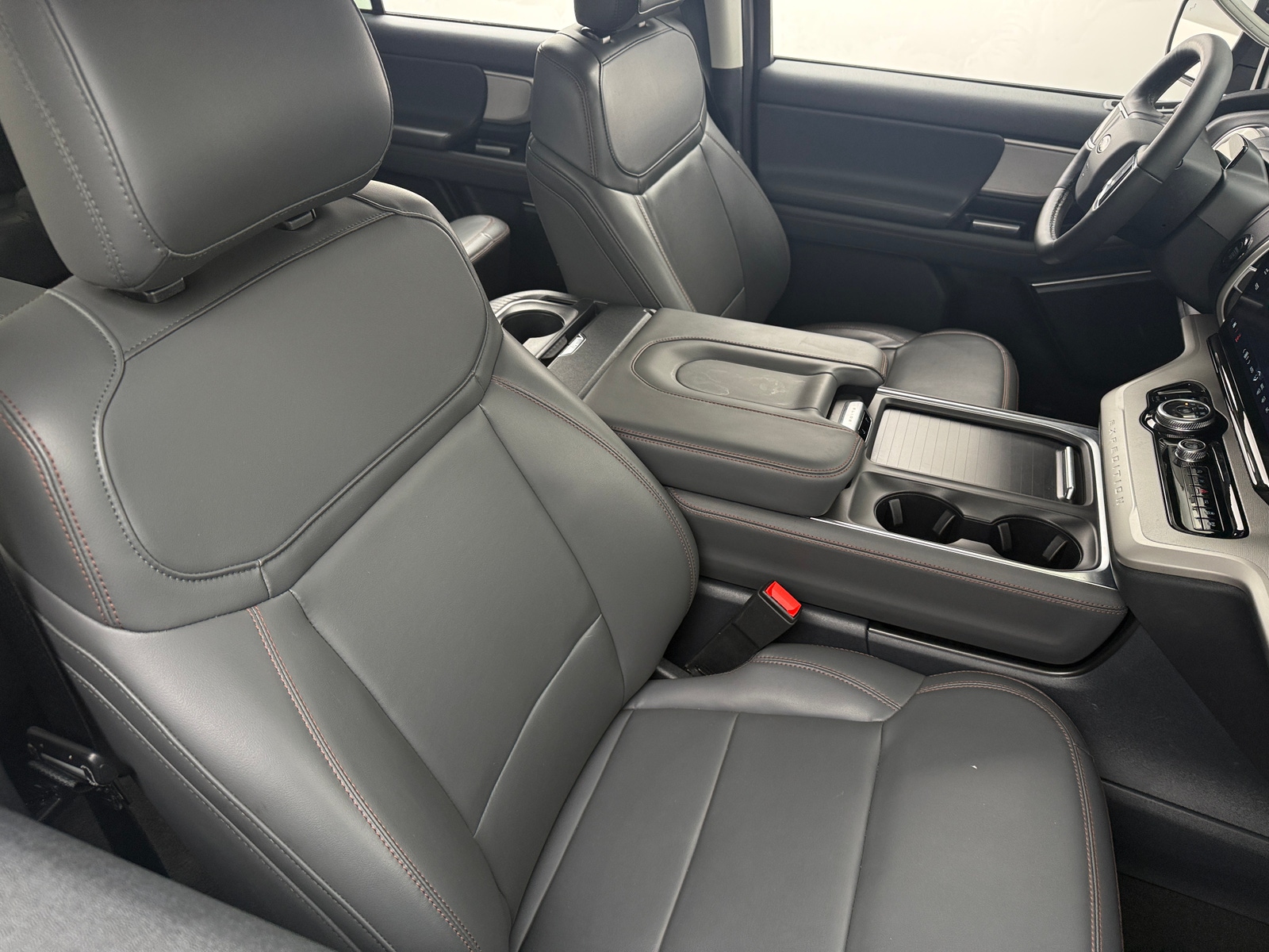 Thumbnail: 2025 Ford Expedition - 2