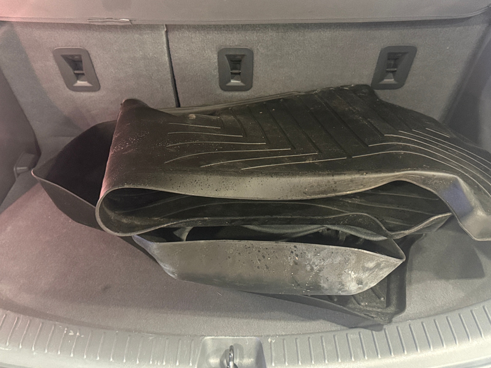 Thumbnail: 2018 Chevrolet Bolt EV - 6