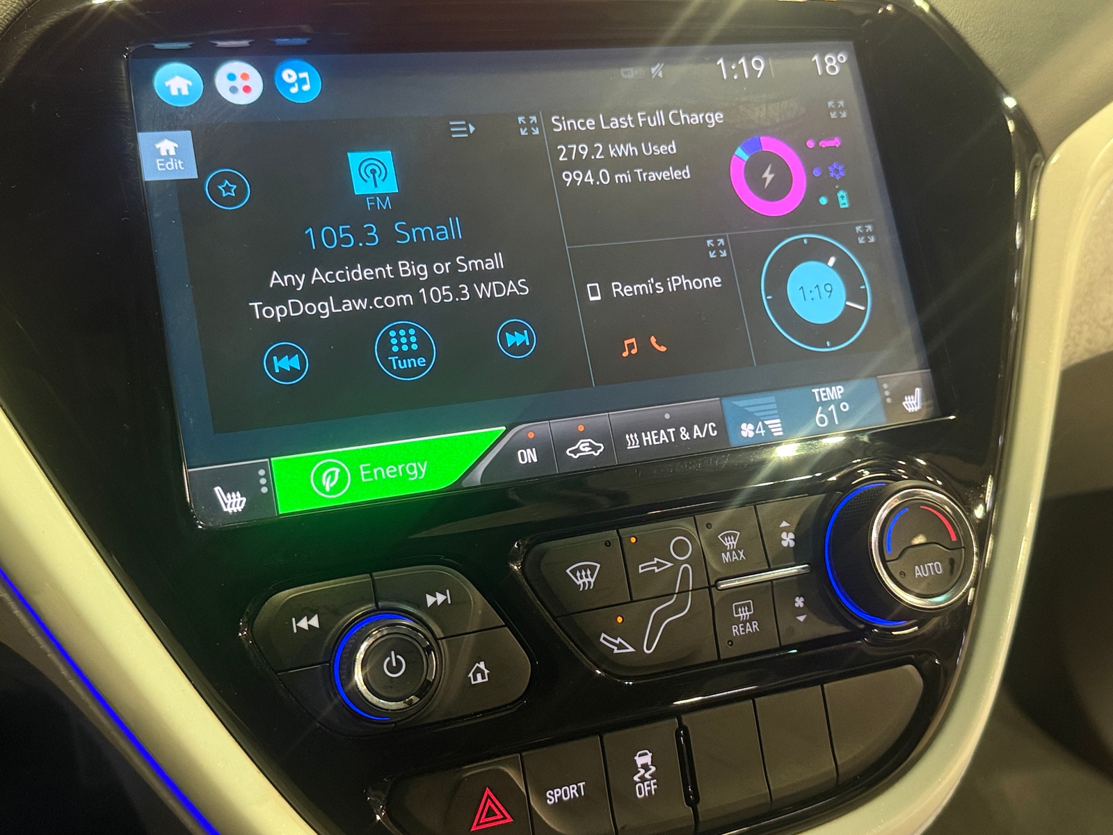 Thumbnail: 2018 Chevrolet Bolt EV - 3