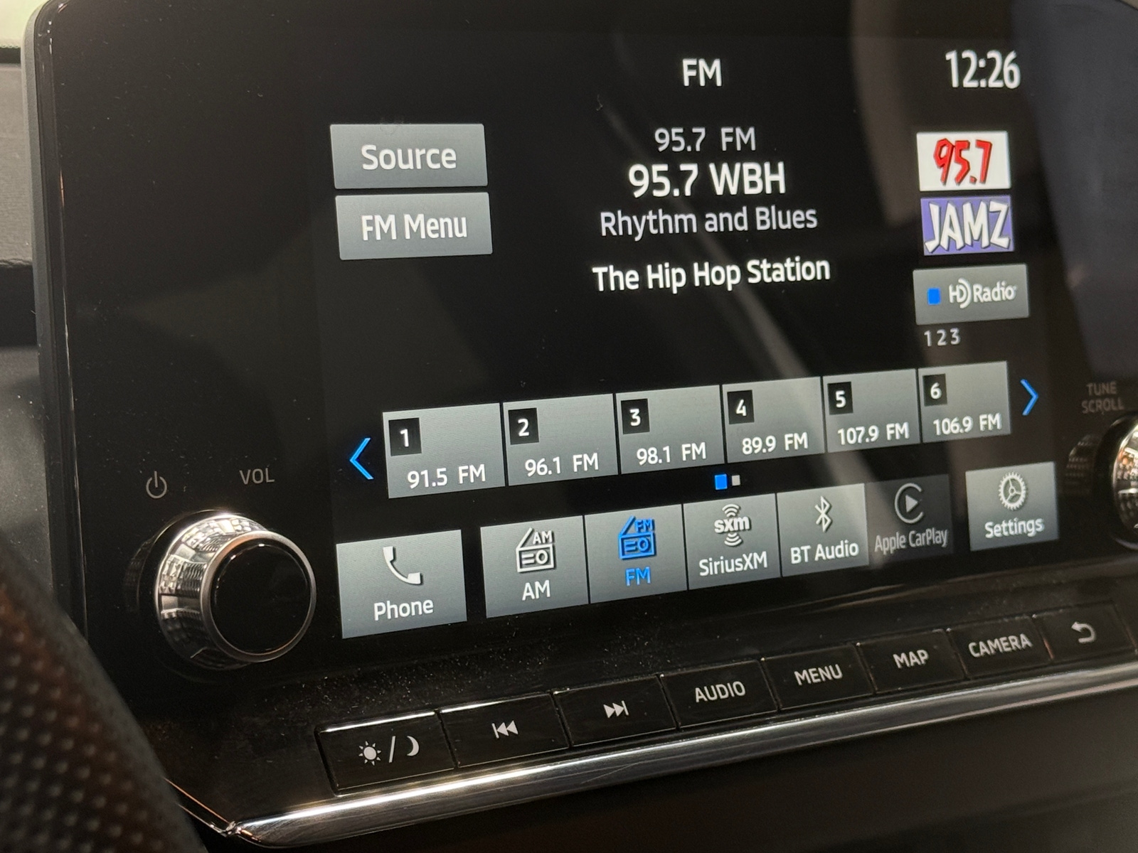 Thumbnail: 2024 Mitsubishi Outlander - 3