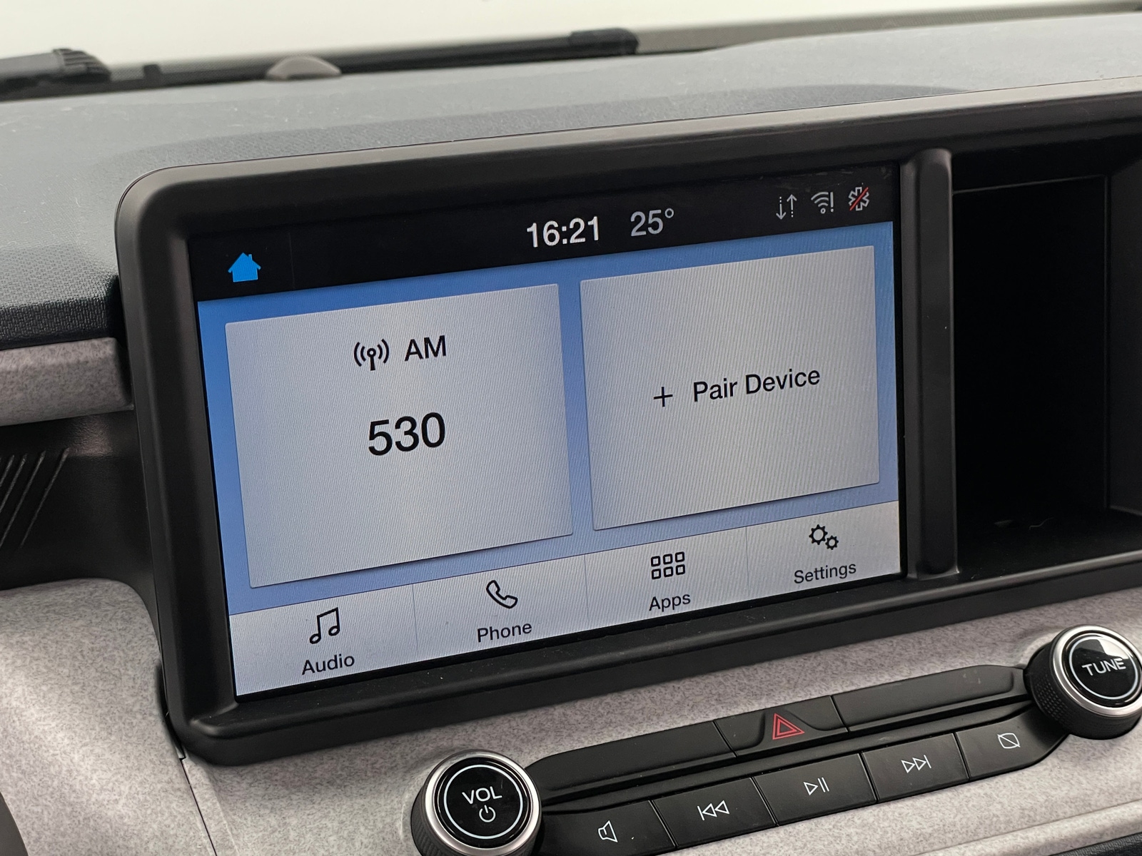 Thumbnail: 2022 Ford Maverick - 4