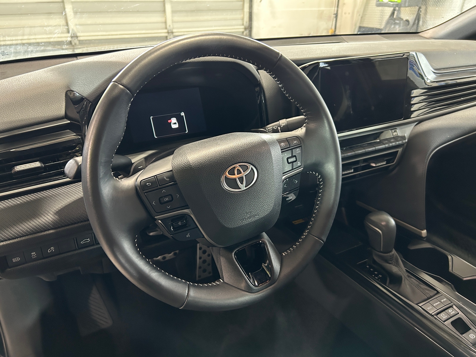 Thumbnail: 2025 Toyota Camry - 4