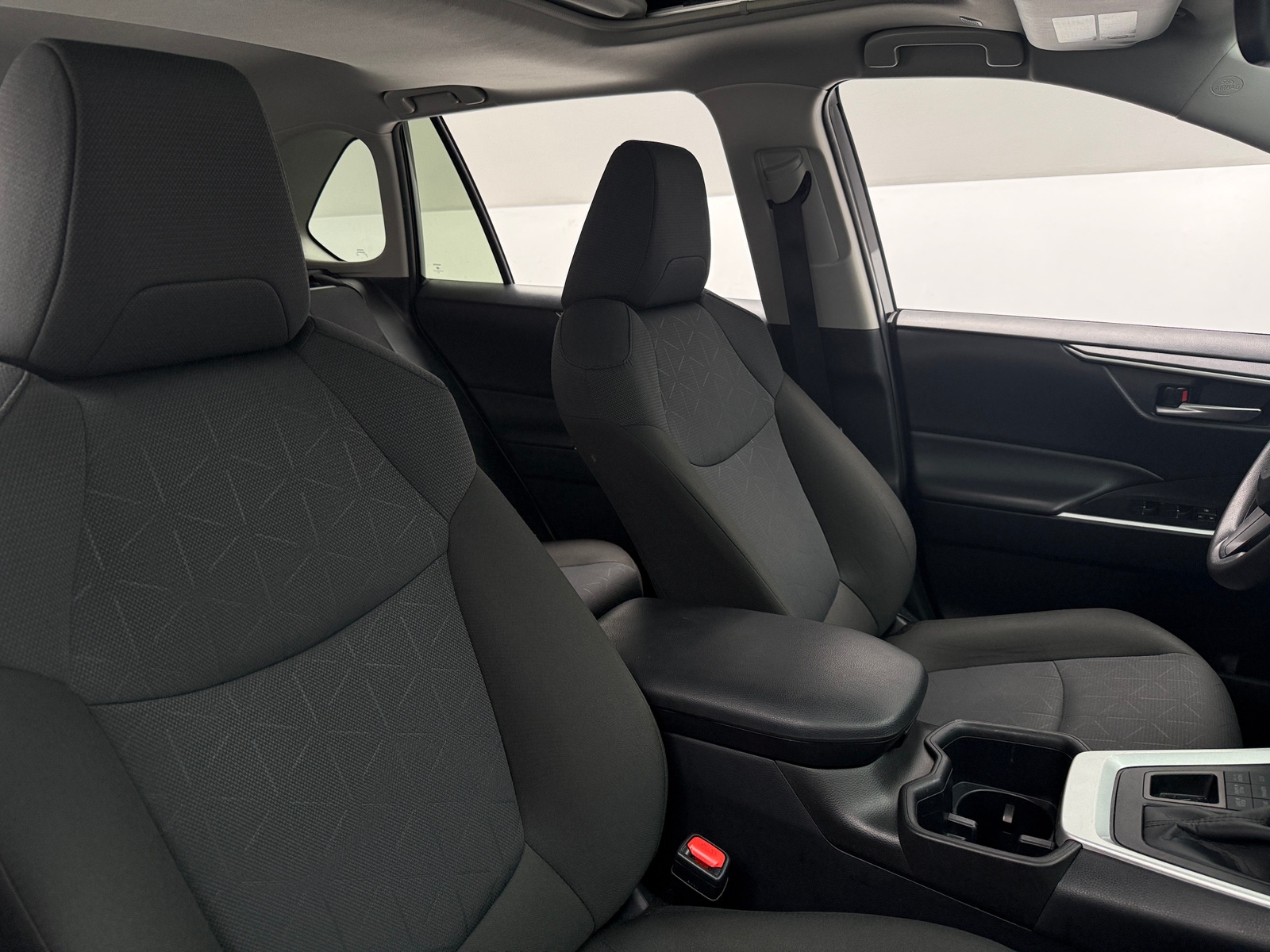 Thumbnail: 2025 Toyota RAV4 - 2