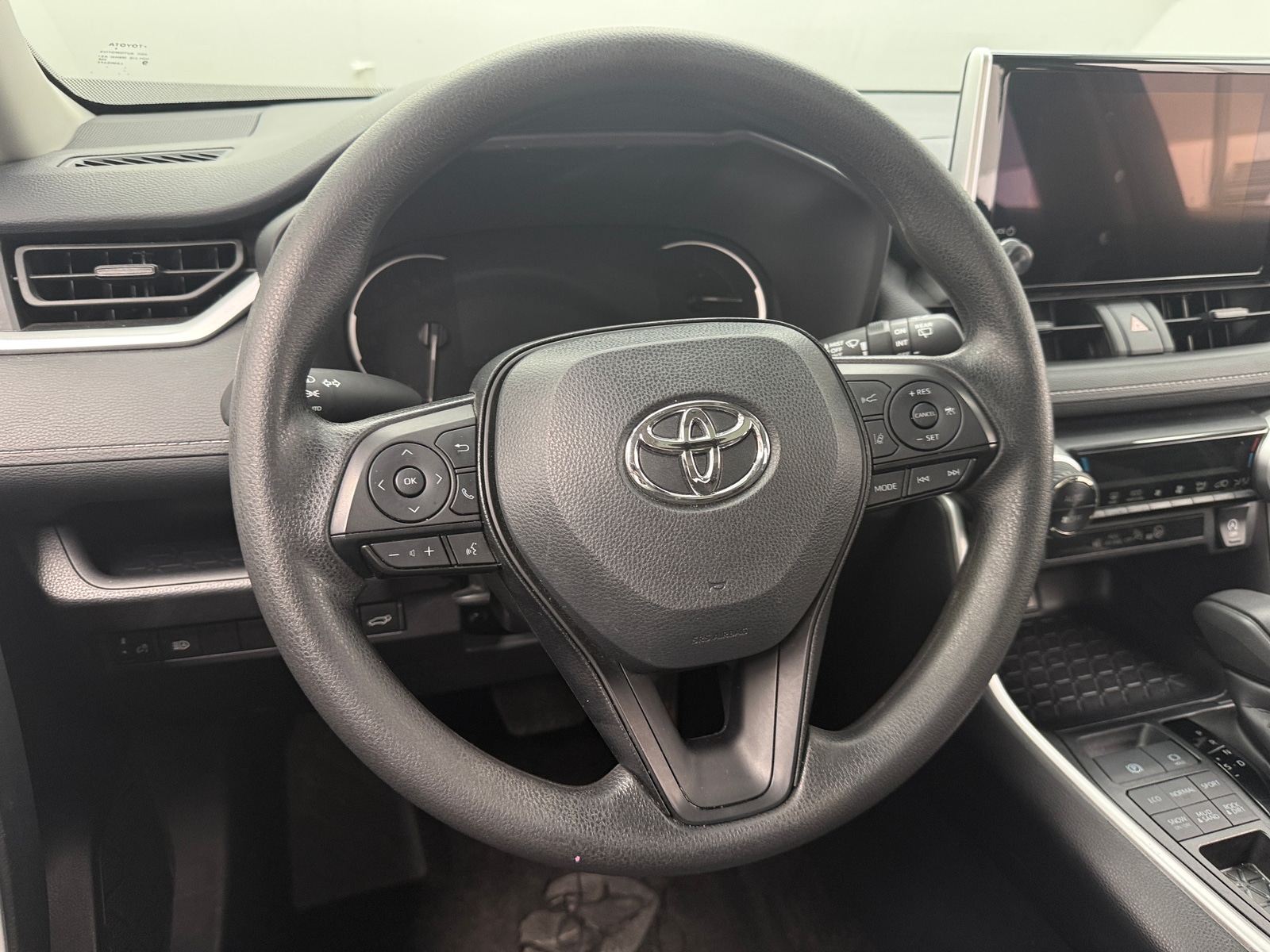 Thumbnail: 2025 Toyota RAV4 - 5