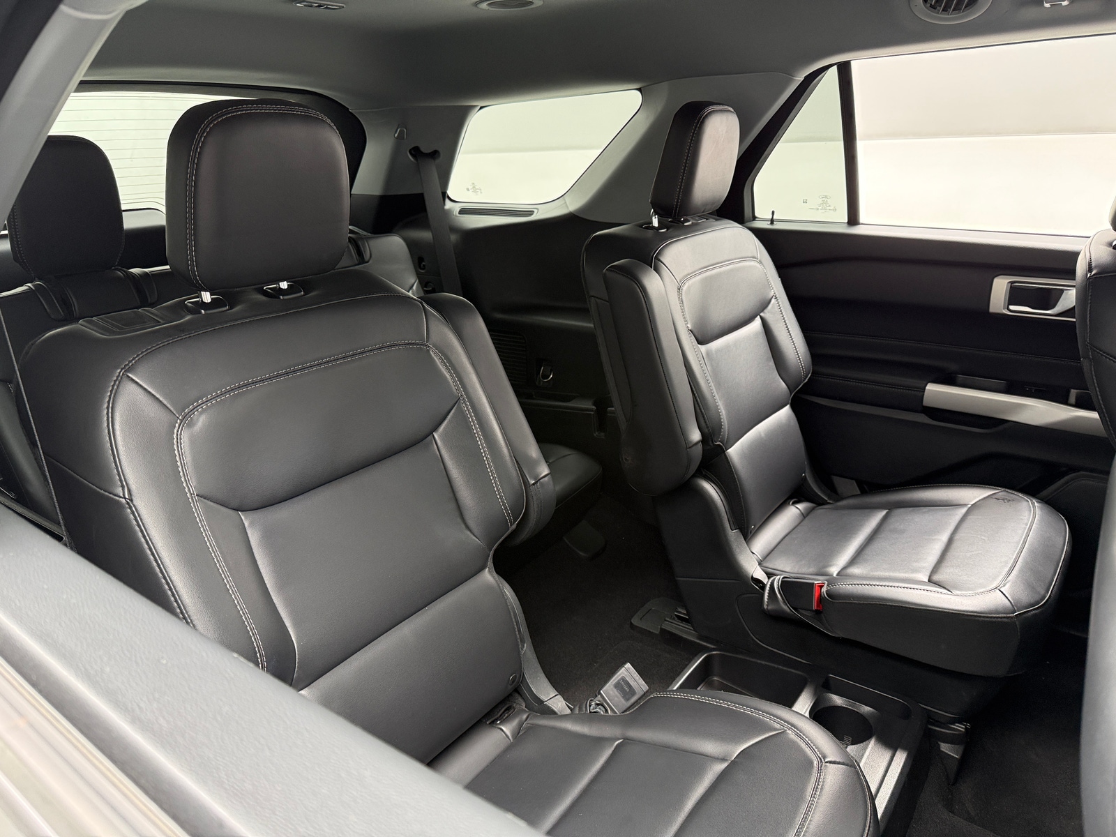 Thumbnail: 2021 Ford Explorer - 5