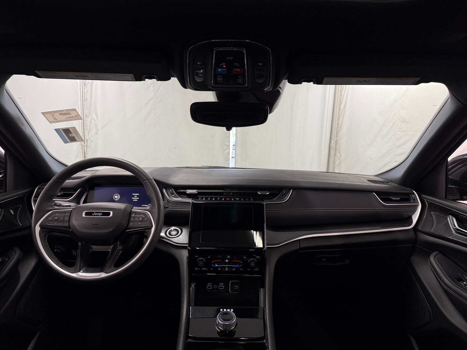 Thumbnail: 2023 Jeep Grand Cherokee L - 2