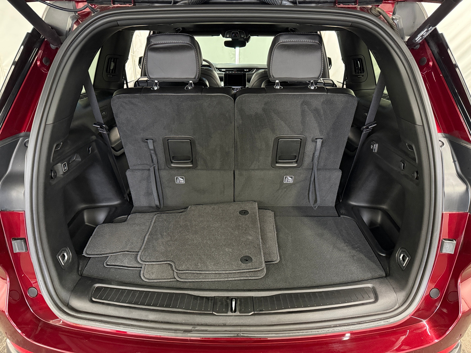 Thumbnail: 2023 Jeep Grand Cherokee L - 6