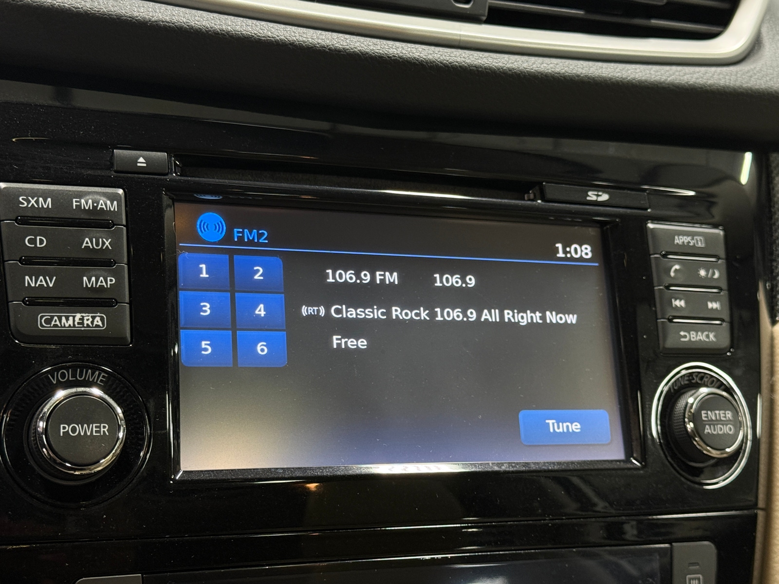 Thumbnail: 2016 Nissan Rogue - 3