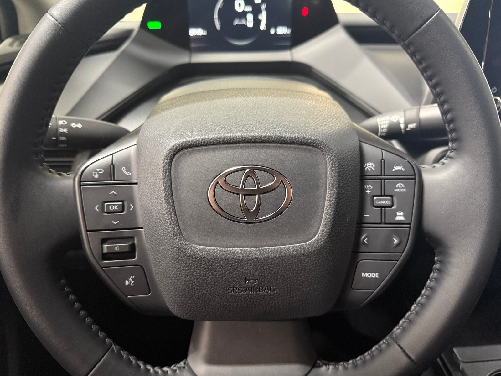 Thumbnail: 2025 Toyota Prius - 5