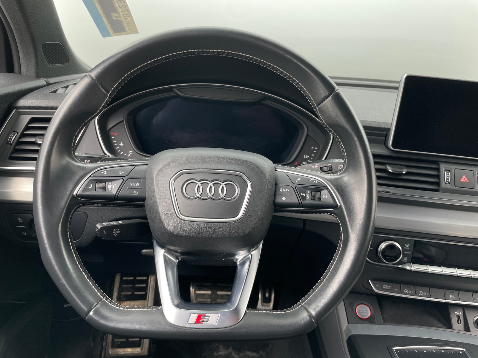 Thumbnail: 2020 Audi SQ5 - 4