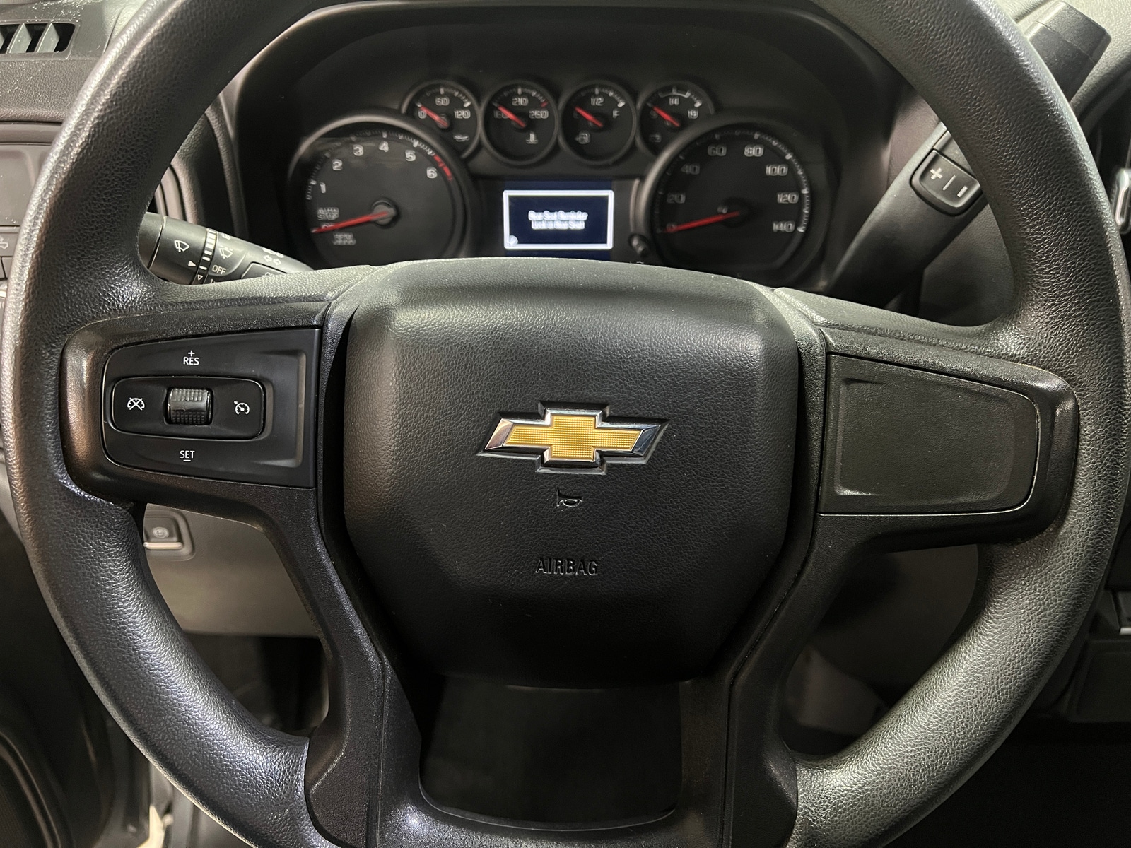 Thumbnail: 2021 Chevrolet Silverado 1500 - 5