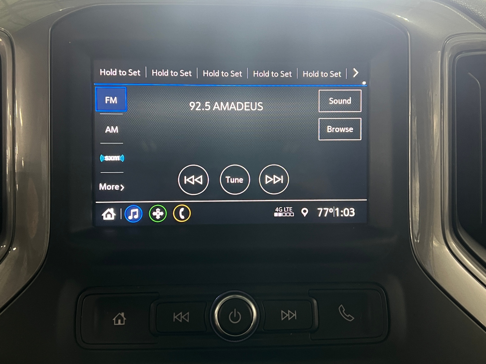 Thumbnail: 2021 Chevrolet Silverado 1500 - 4