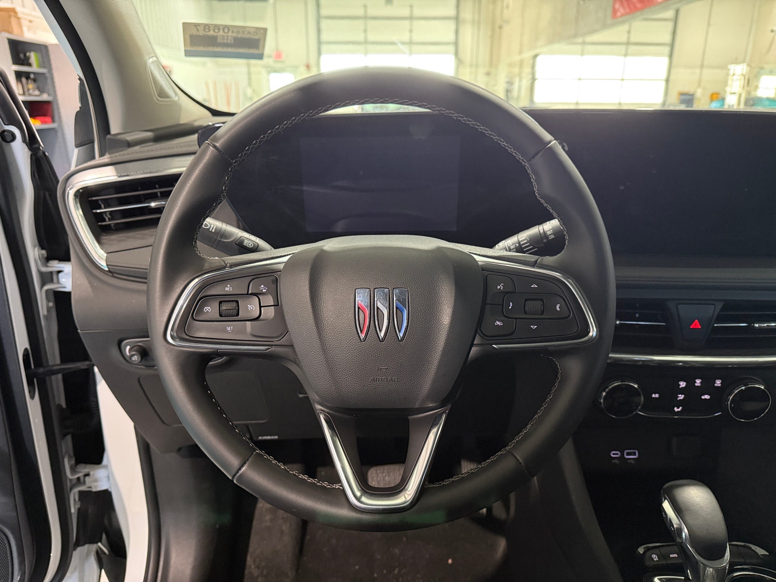 Thumbnail: 2025 Buick Encore GX - 5