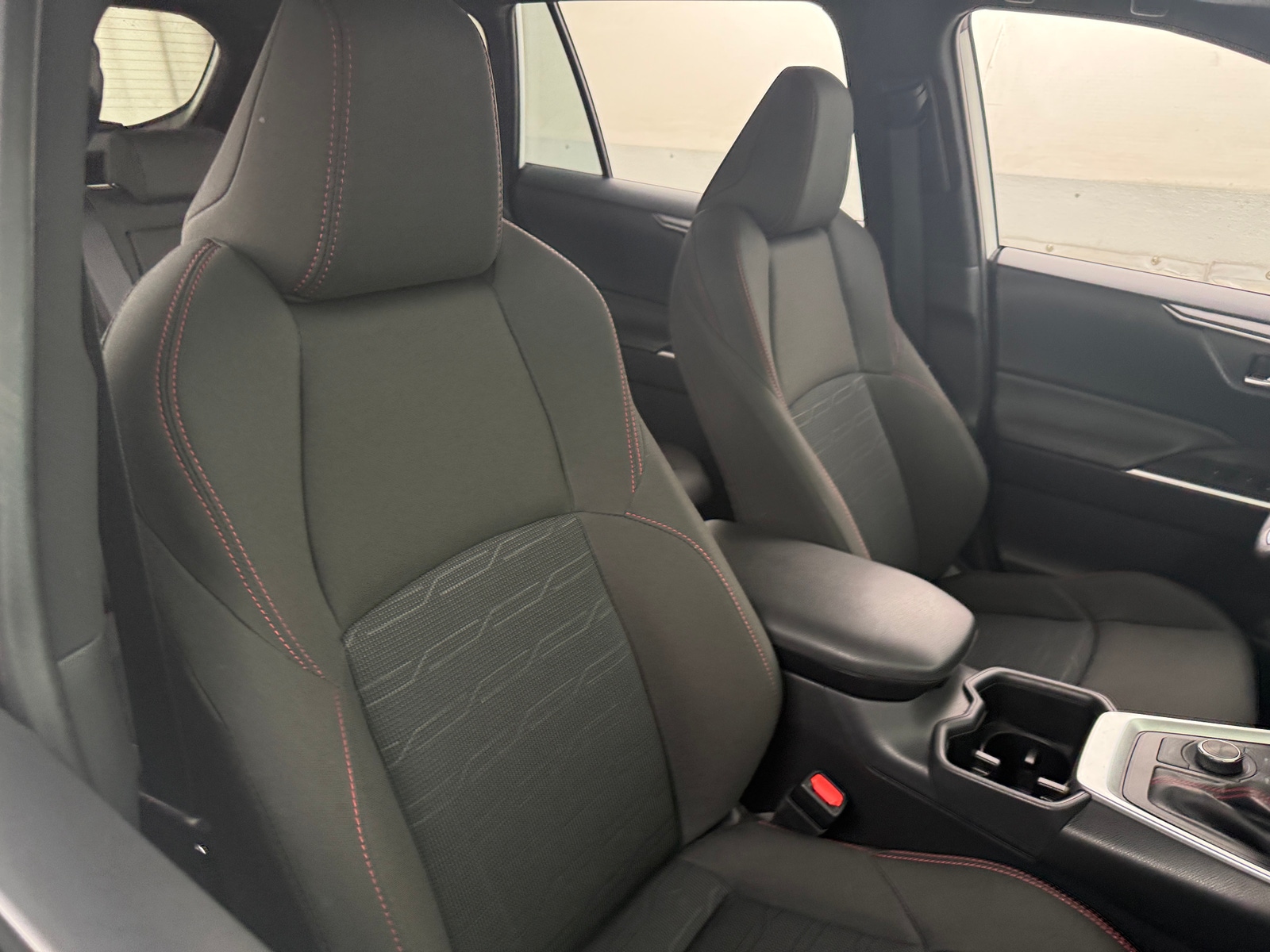 Thumbnail: 2024 Toyota RAV4 - 2