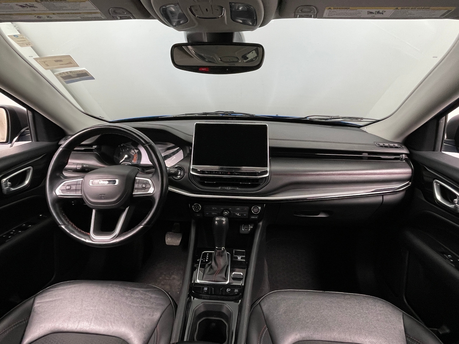 Thumbnail: 2022 Jeep Compass - 2