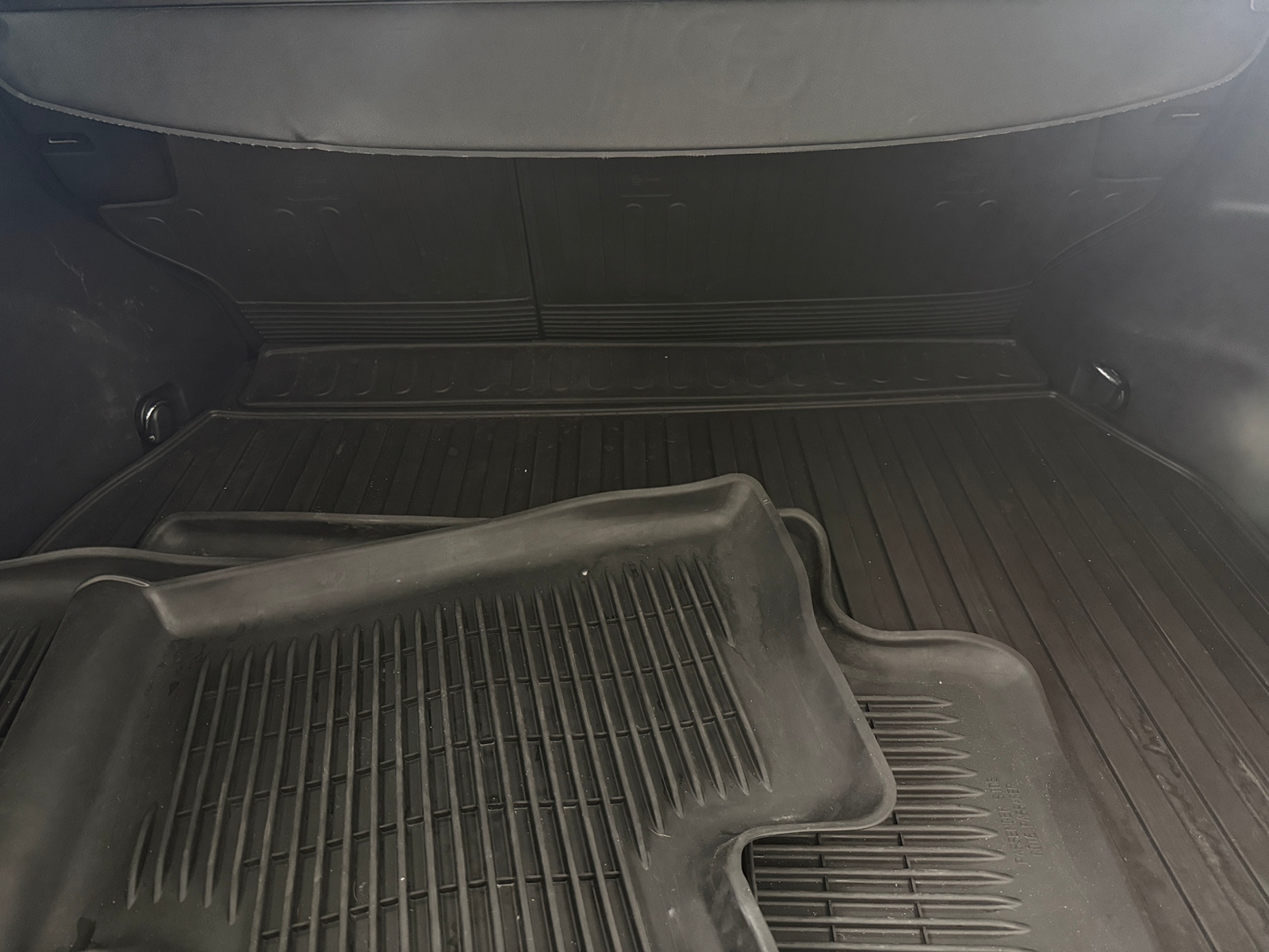 Thumbnail: 2019 Toyota RAV4 - 6