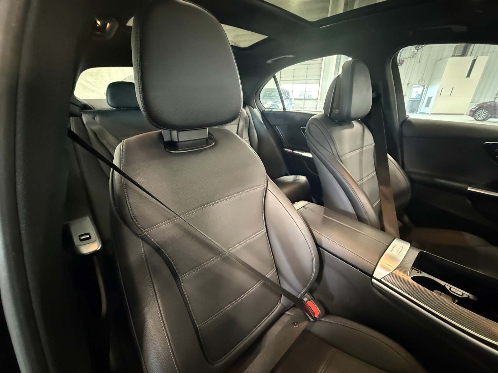 Thumbnail: 2024 Mercedes-Benz C-Class - 2