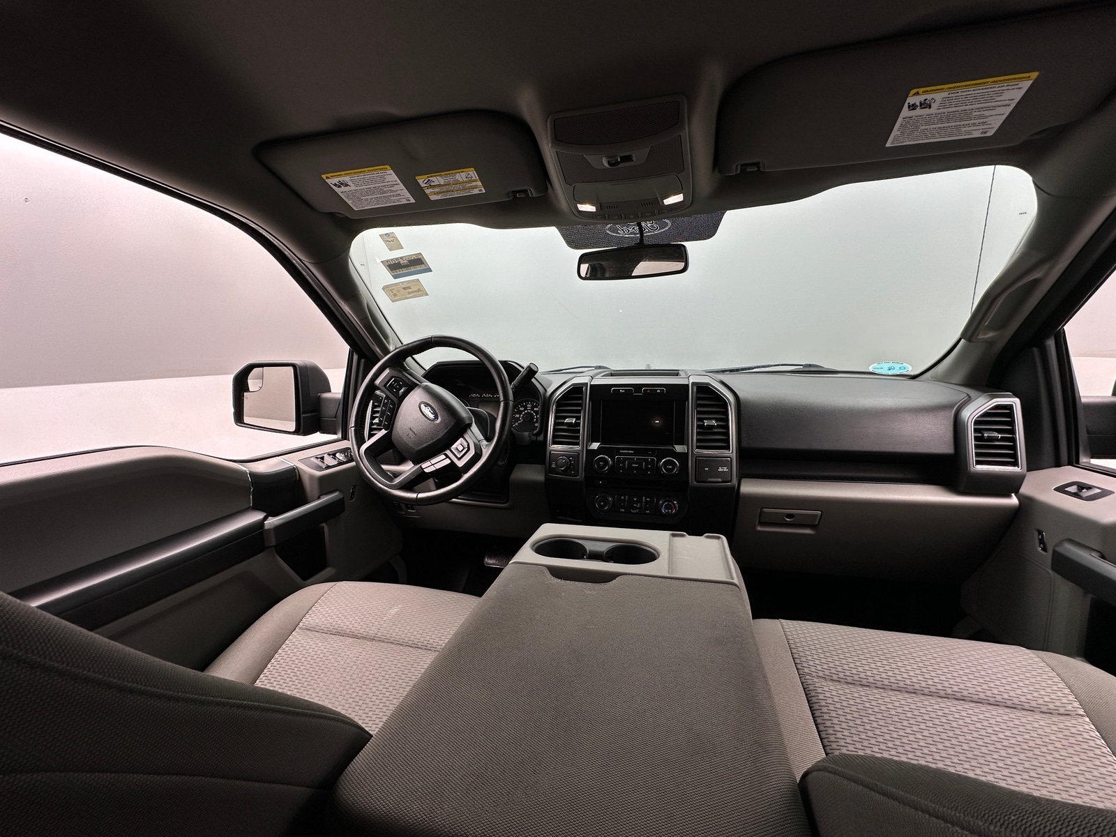 Thumbnail: 2018 Ford Econoline - 3