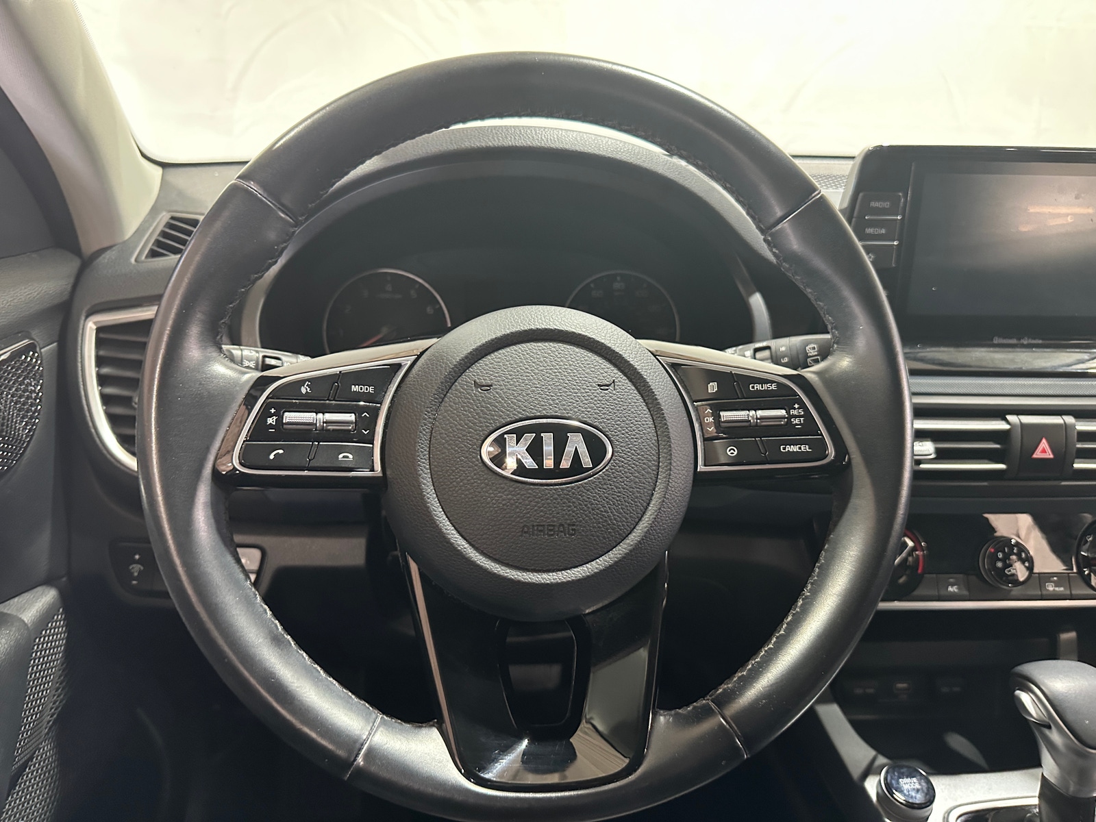 Thumbnail: 2021 Kia Seltos - 4