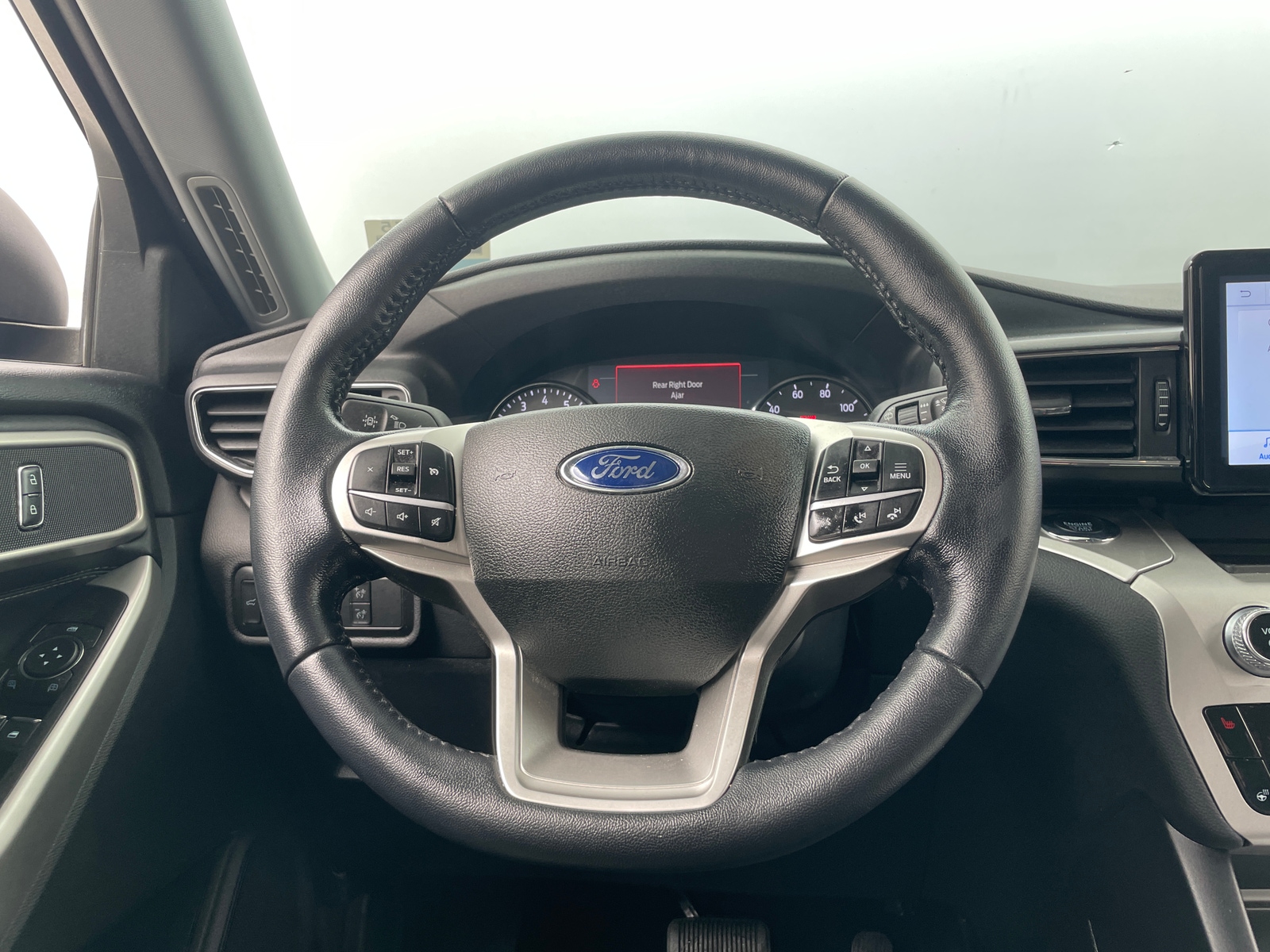 Thumbnail: 2022 Ford Explorer - 4