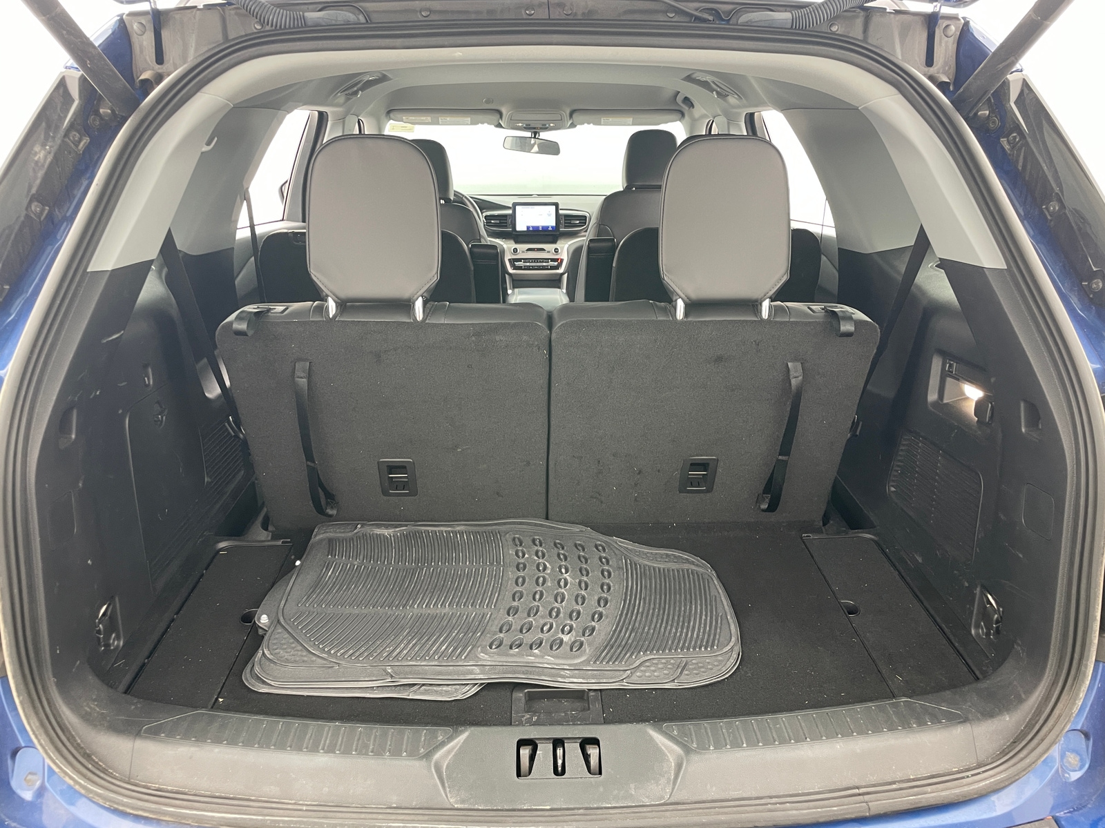 Thumbnail: 2022 Ford Explorer - 6