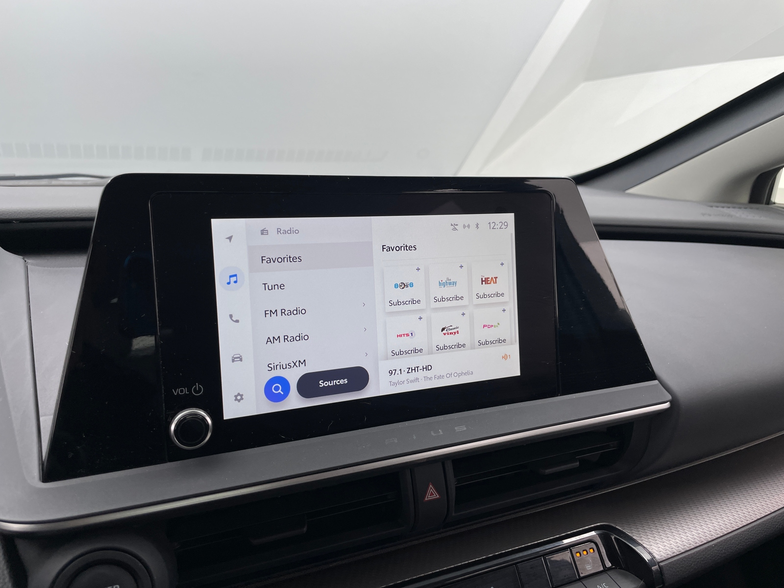 Thumbnail: 2023 Toyota Prius - 4