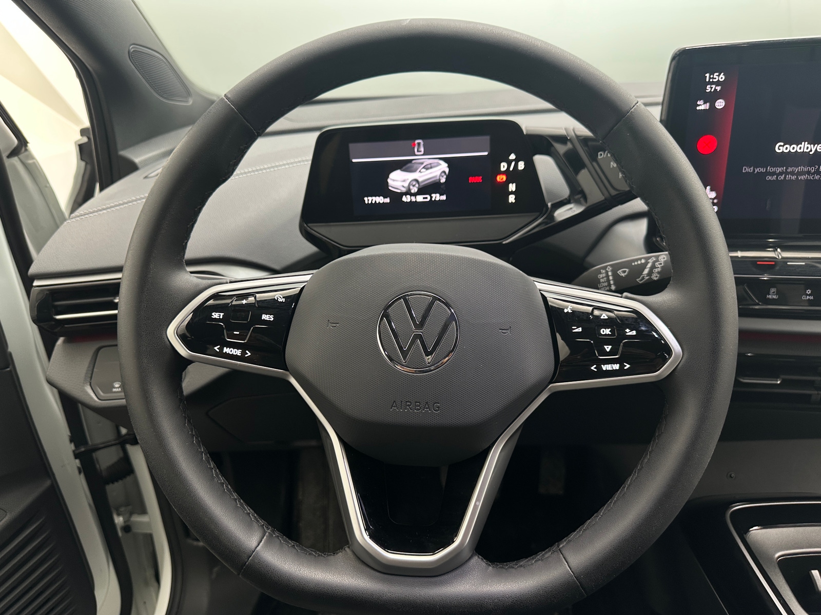 Thumbnail: 2023 Volkswagen ID.4 - 5