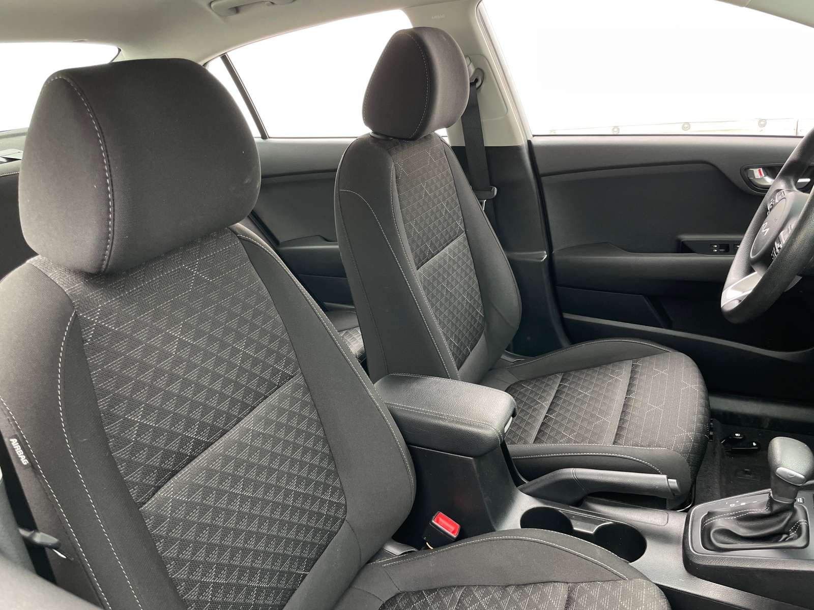 Thumbnail: 2023 Kia Rio - 2