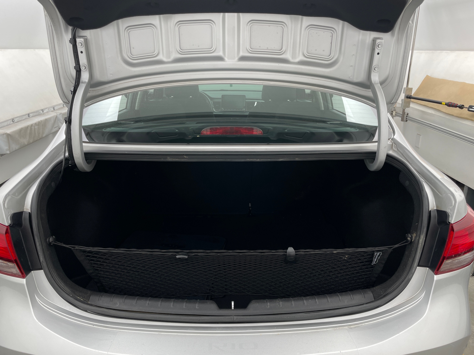 Thumbnail: 2023 Kia Rio - 7