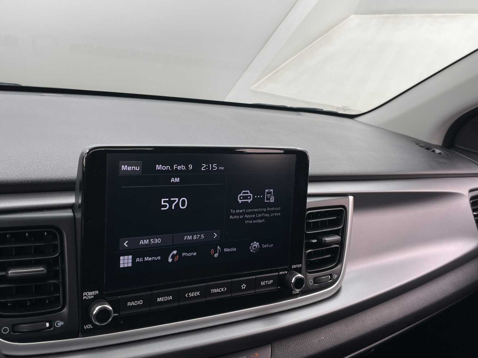 Thumbnail: 2023 Kia Rio - 4