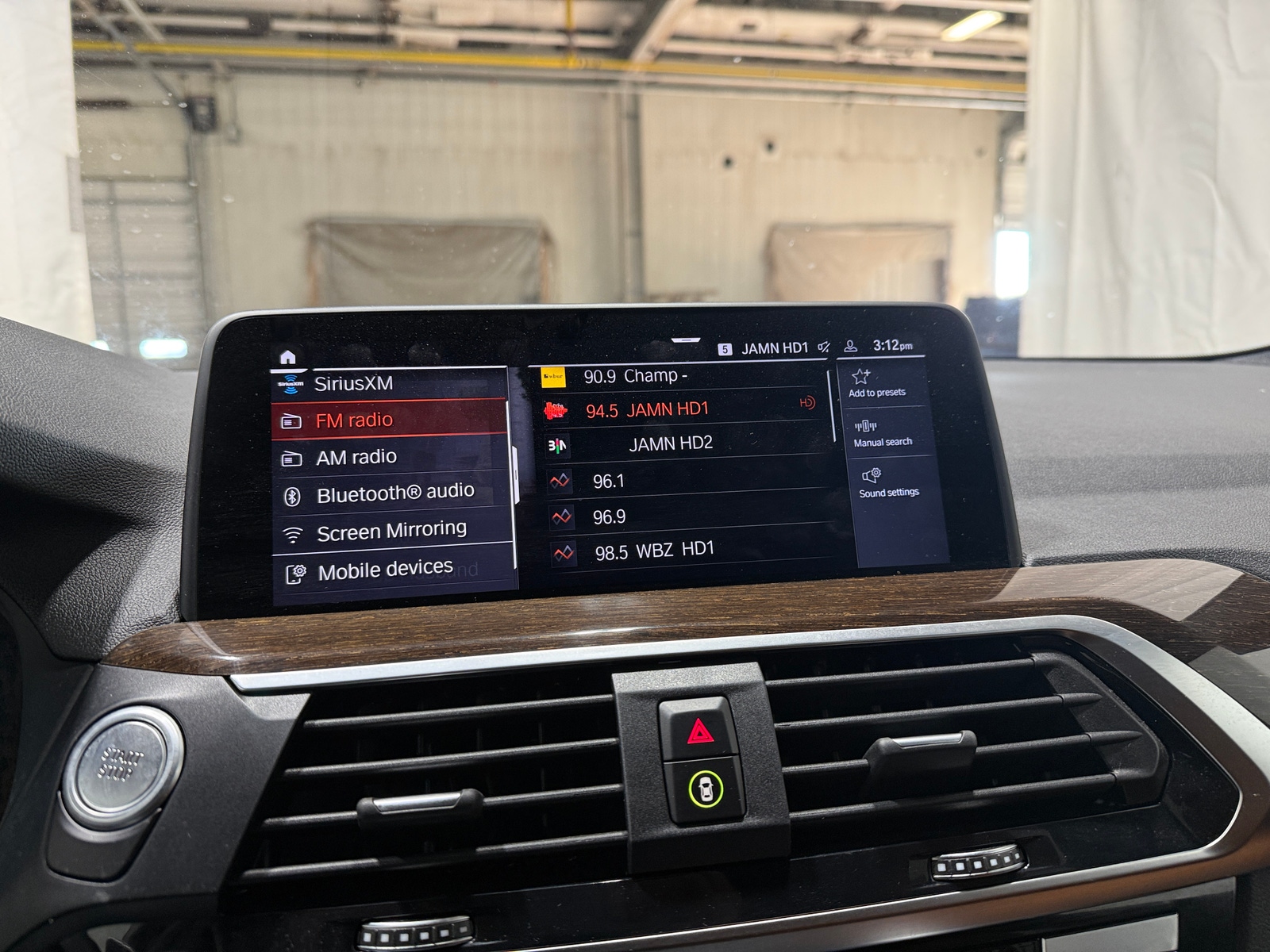 Thumbnail: 2021 BMW X3 - 3