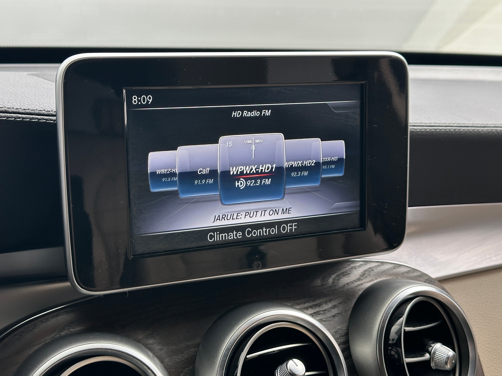 Thumbnail: 2018 Mercedes-Benz GLC - 3