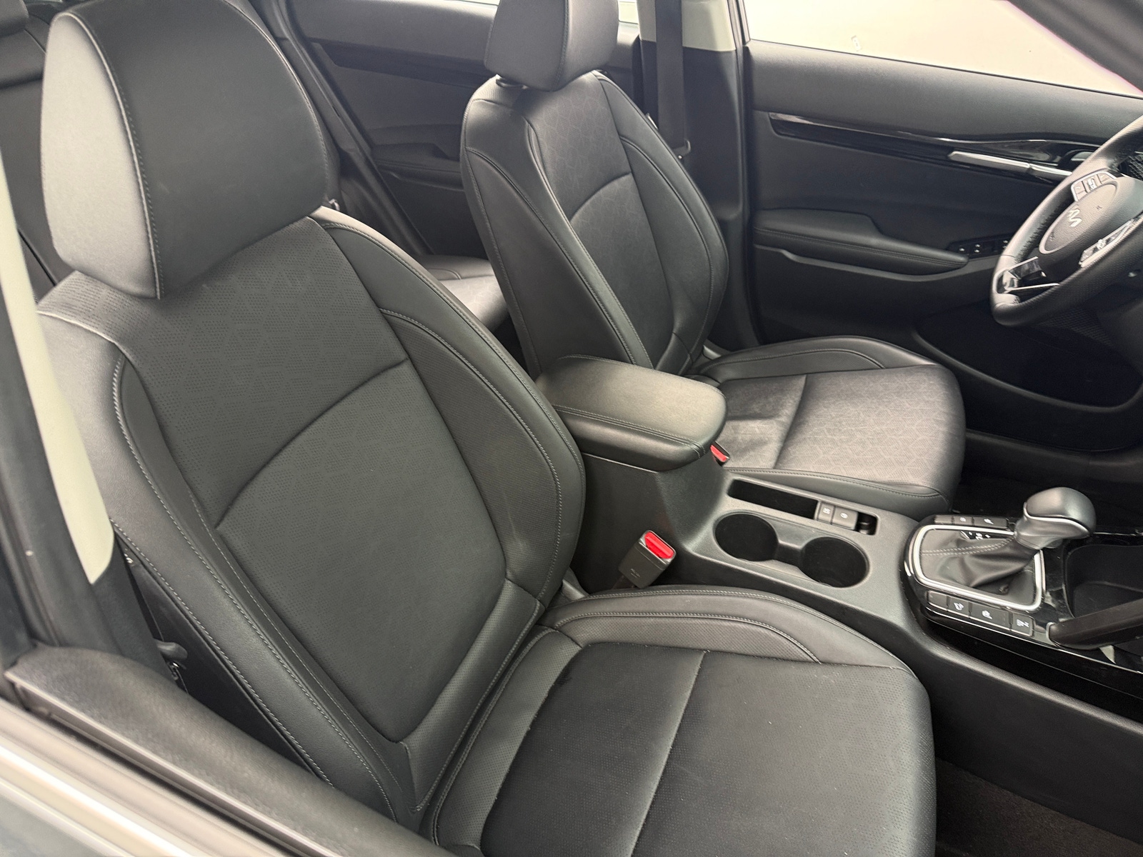 Thumbnail: 2024 Kia Seltos - 2