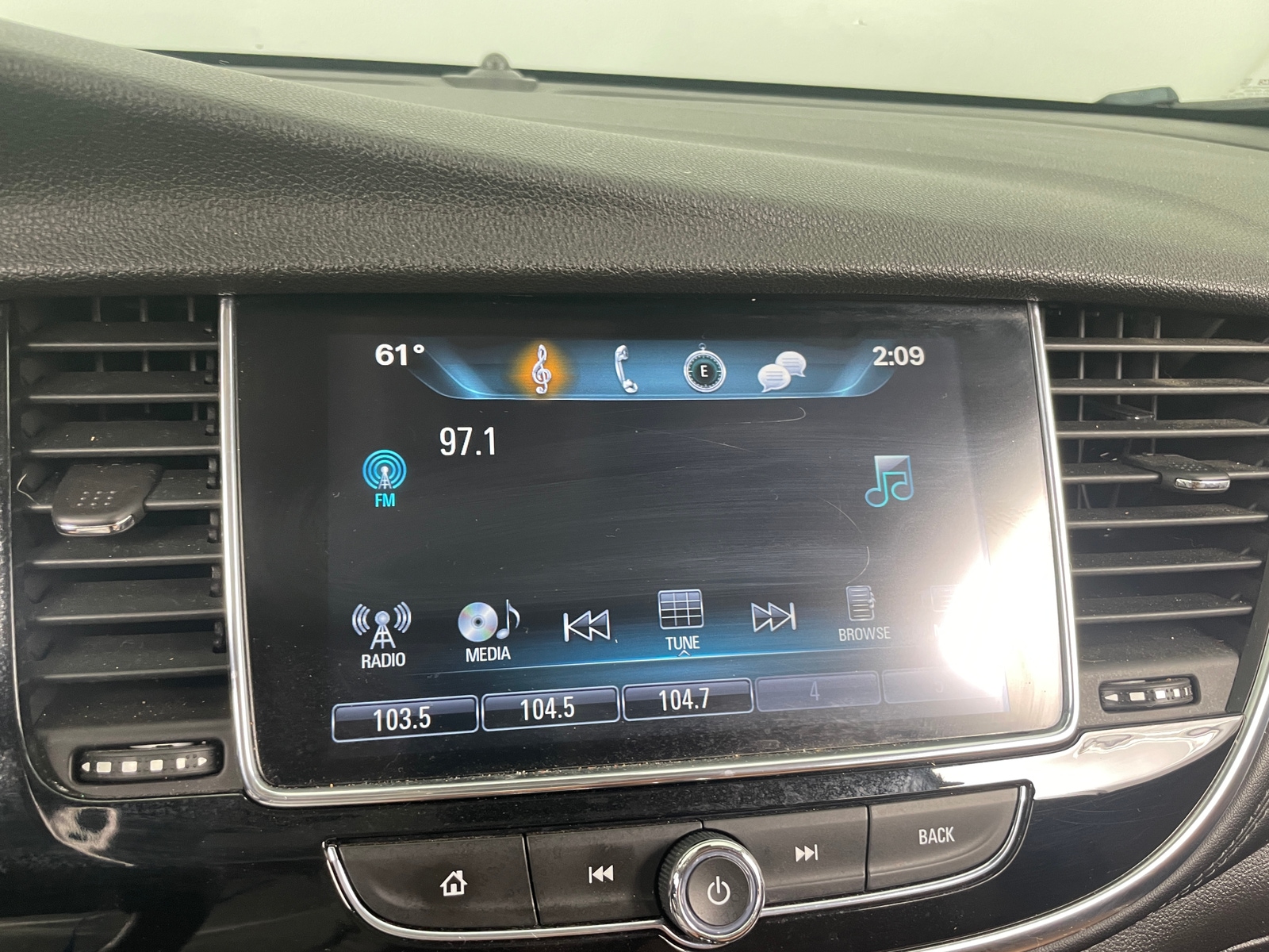 Thumbnail: 2018 Buick Encore - 3