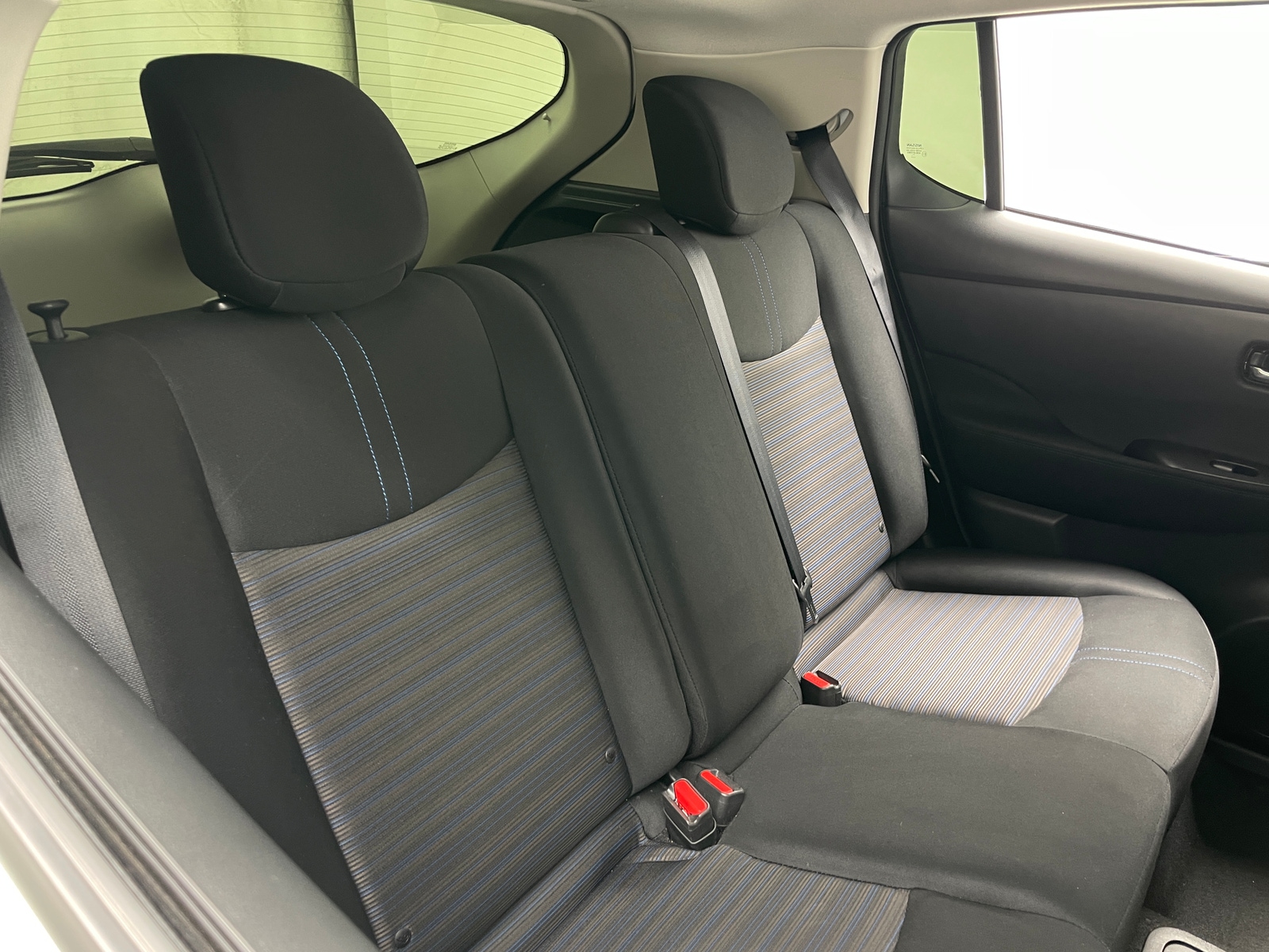 Thumbnail: 2018 Nissan Leaf - 6