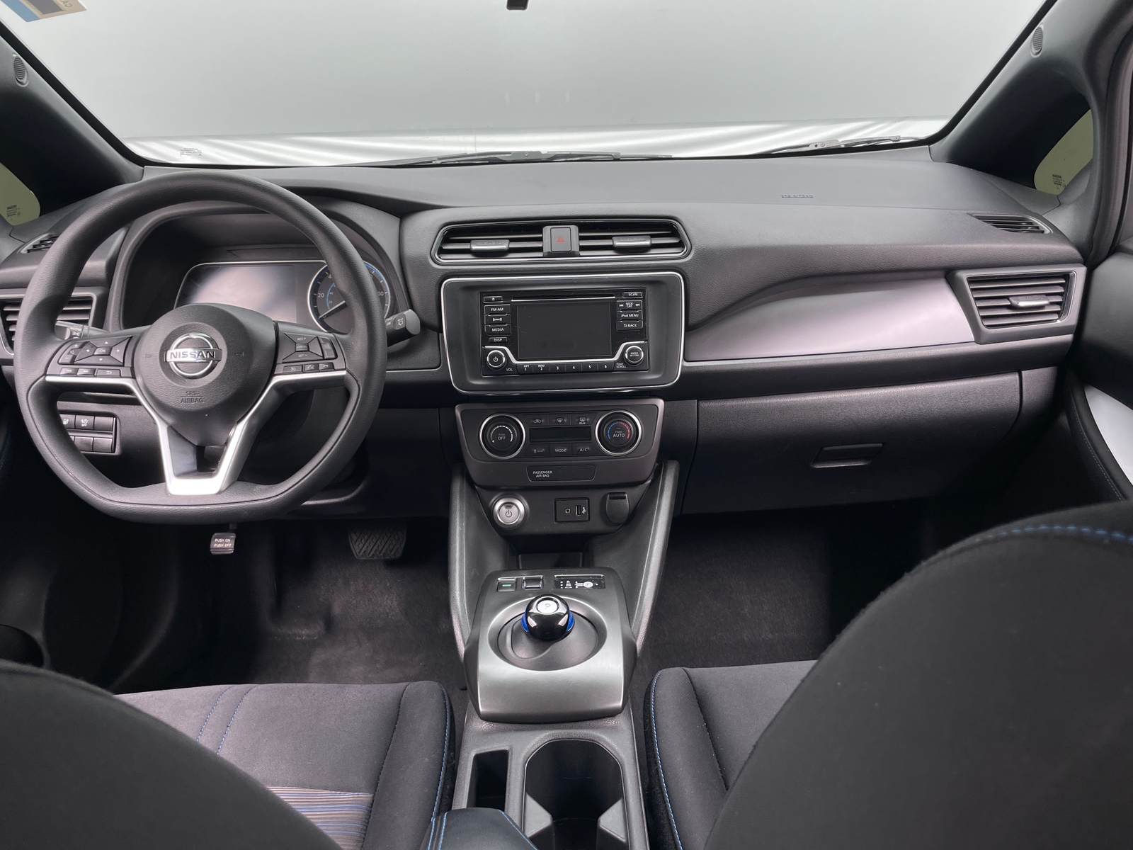 Thumbnail: 2018 Nissan Leaf - 3