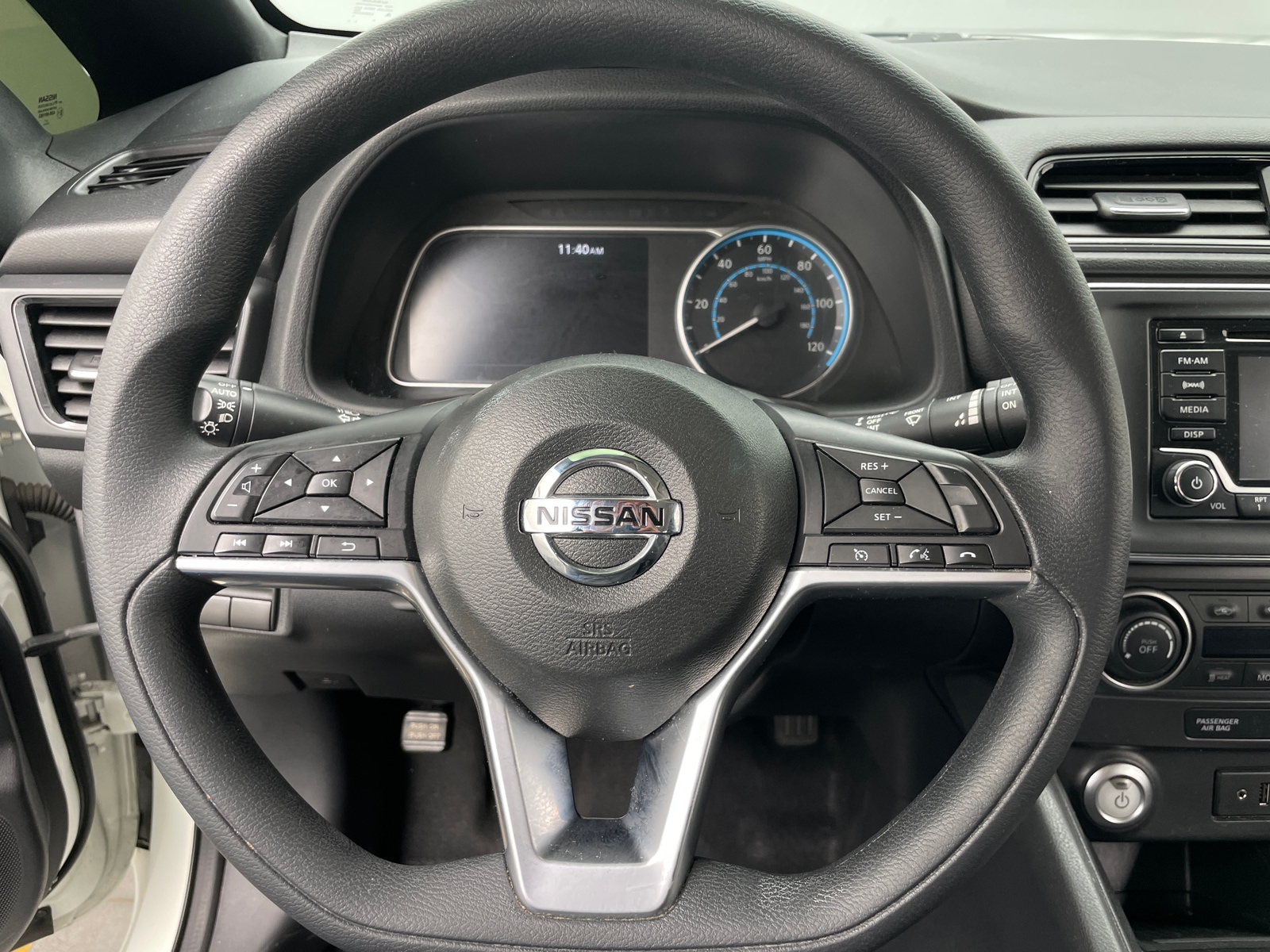 Thumbnail: 2018 Nissan Leaf - 5