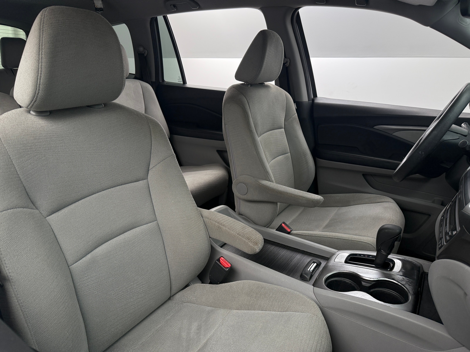 Thumbnail: 2016 Honda Pilot - 2