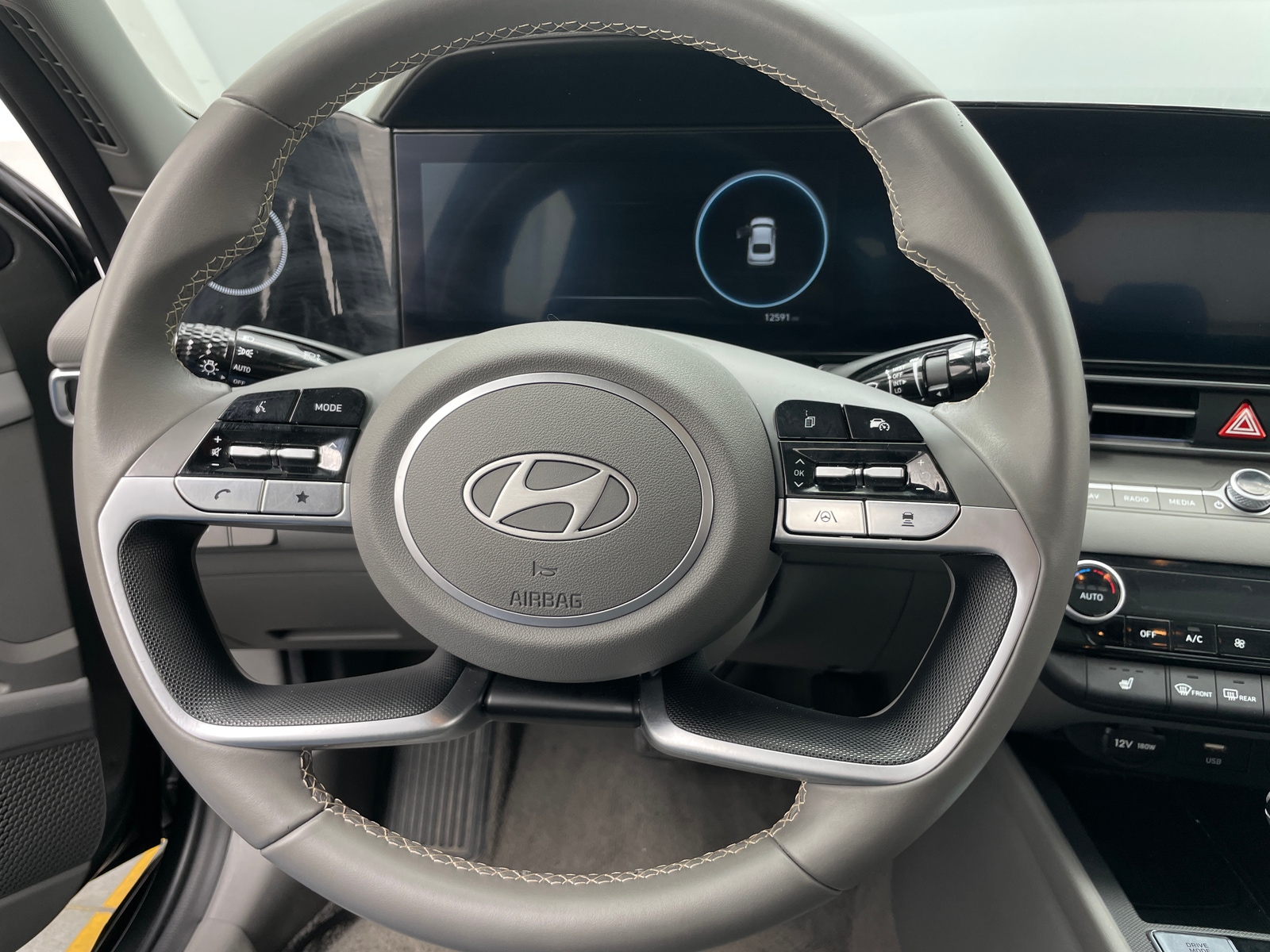 Thumbnail: 2025 Hyundai Elantra - 5