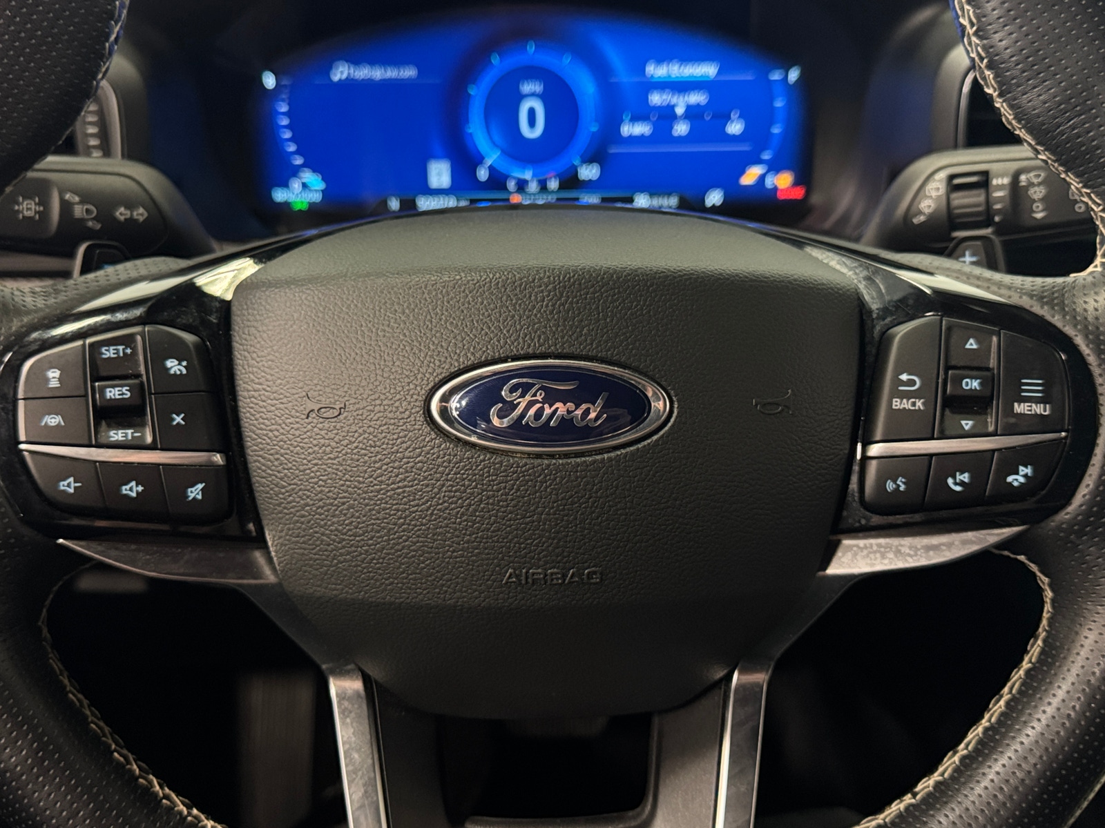 Thumbnail: 2021 Ford Explorer - 4