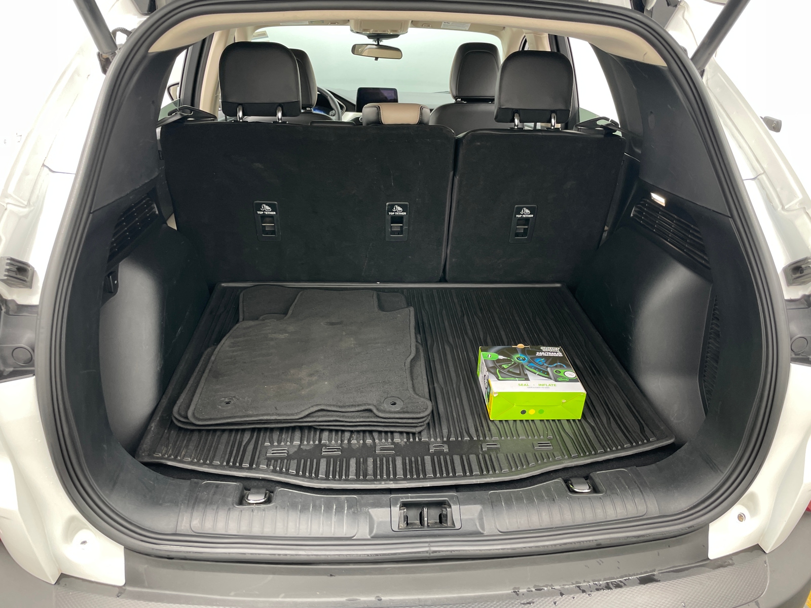 Thumbnail: 2020 Ford Escape - 6