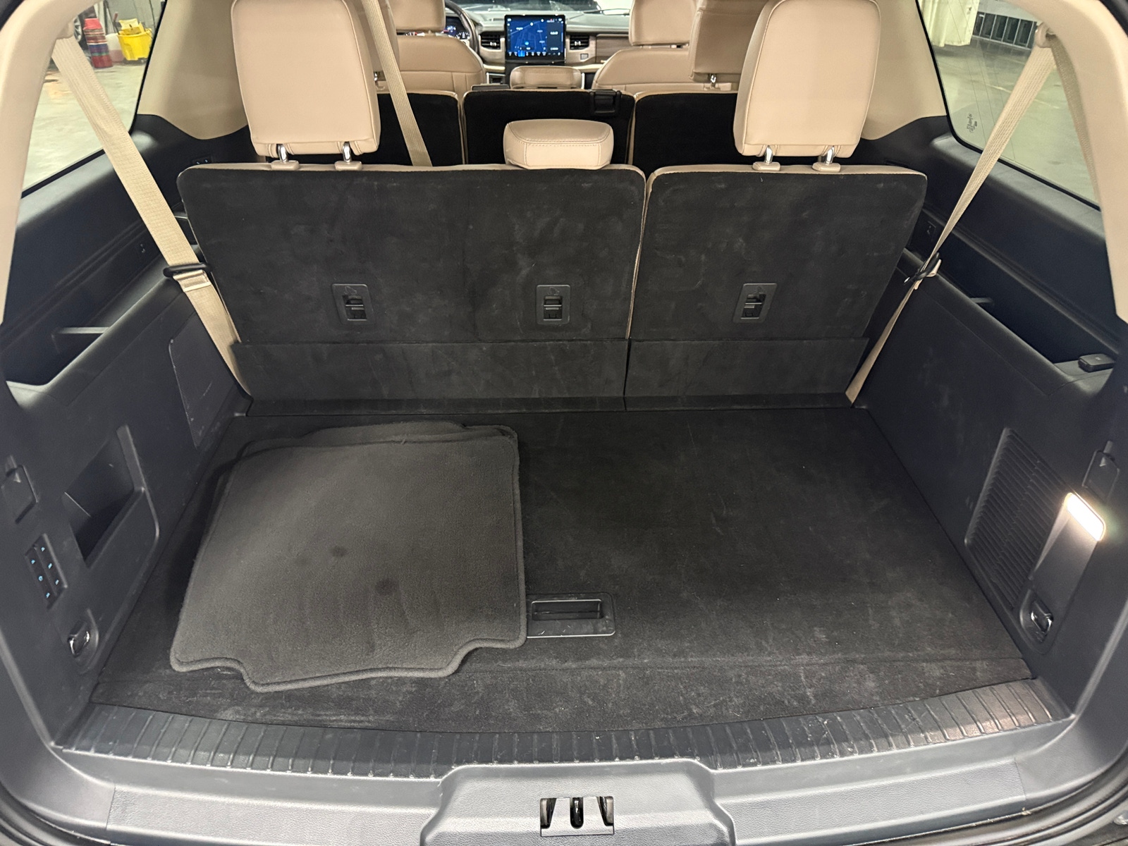 Thumbnail: 2024 Ford Expedition MAX - 6