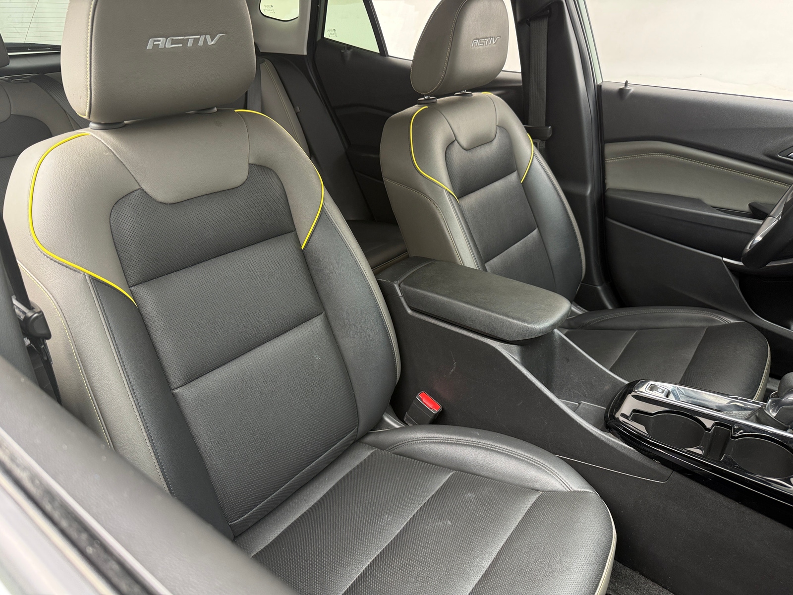 Thumbnail: 2025 Chevrolet Trax - 2