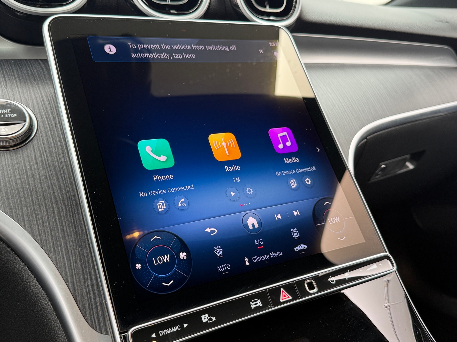 Thumbnail: 2025 Mercedes-Benz C-Class - 3