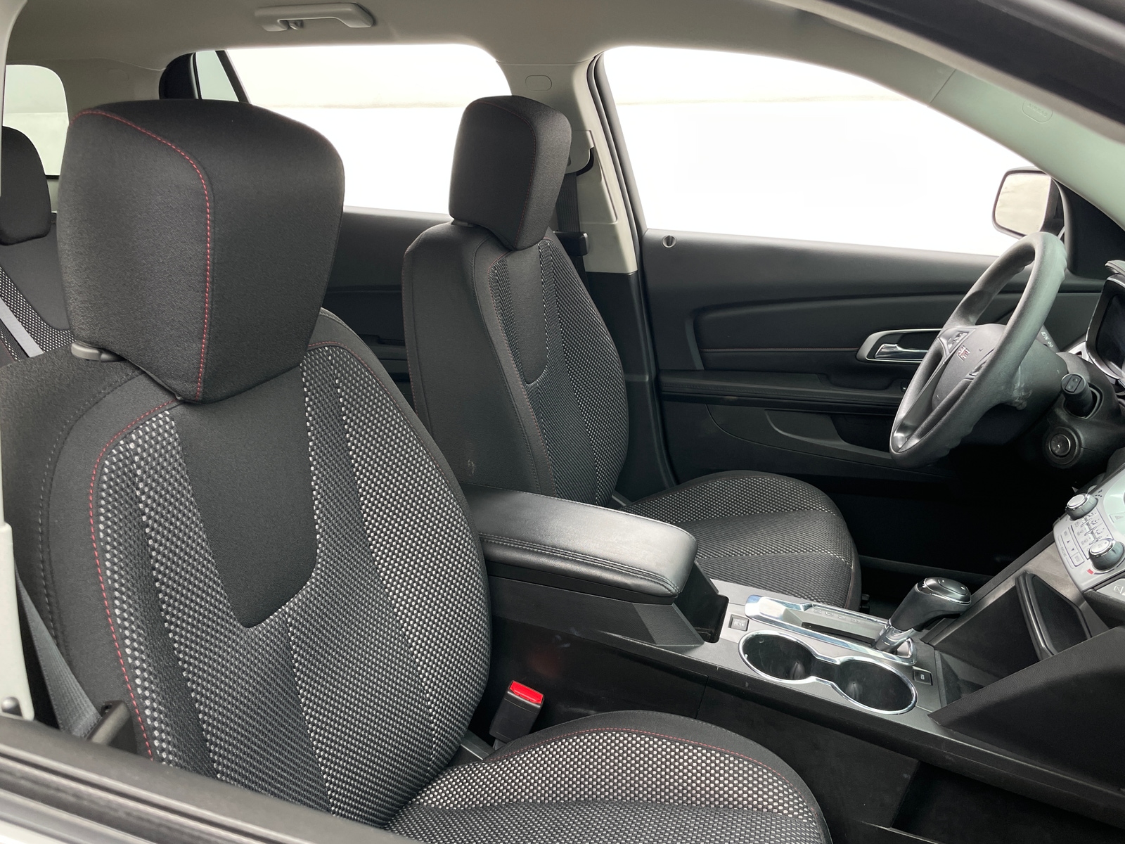 Thumbnail: 2017 GMC Terrain - 2