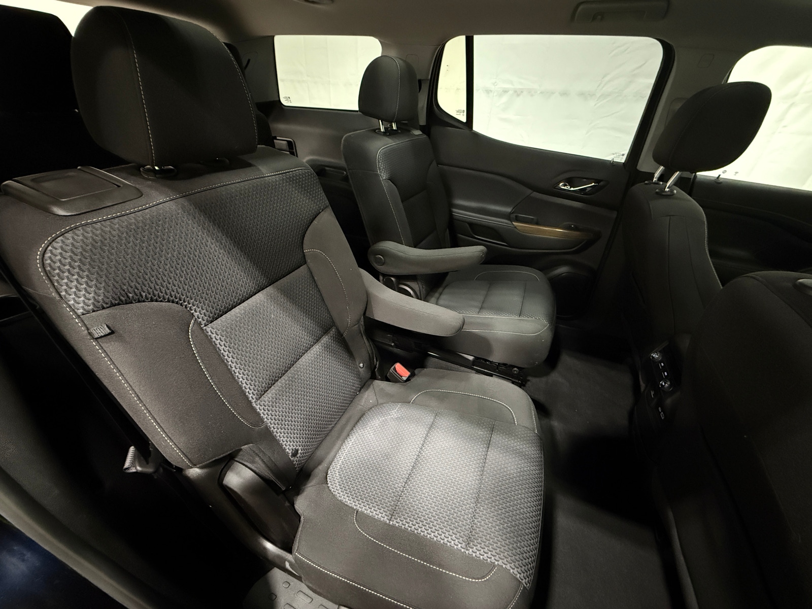 Thumbnail: 2021 GMC Acadia - 6