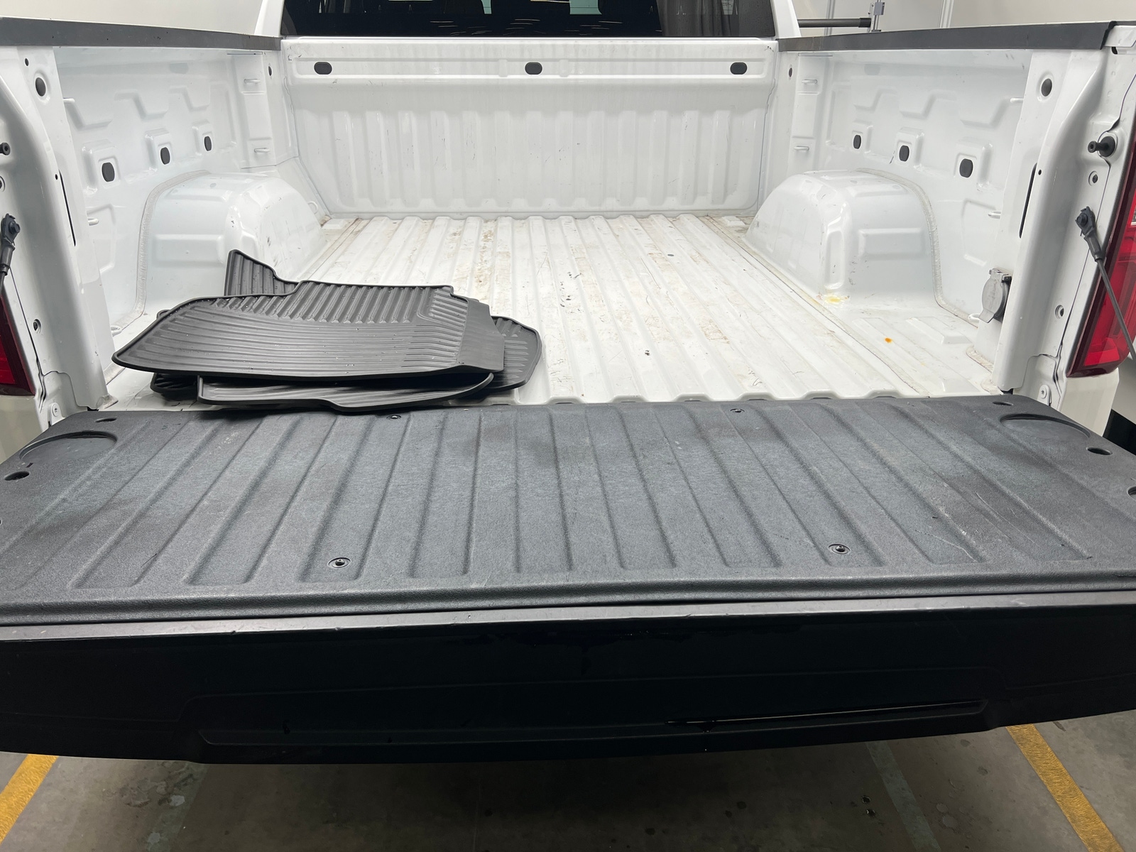 Thumbnail: 2022 Chevrolet Silverado 1500 - 7