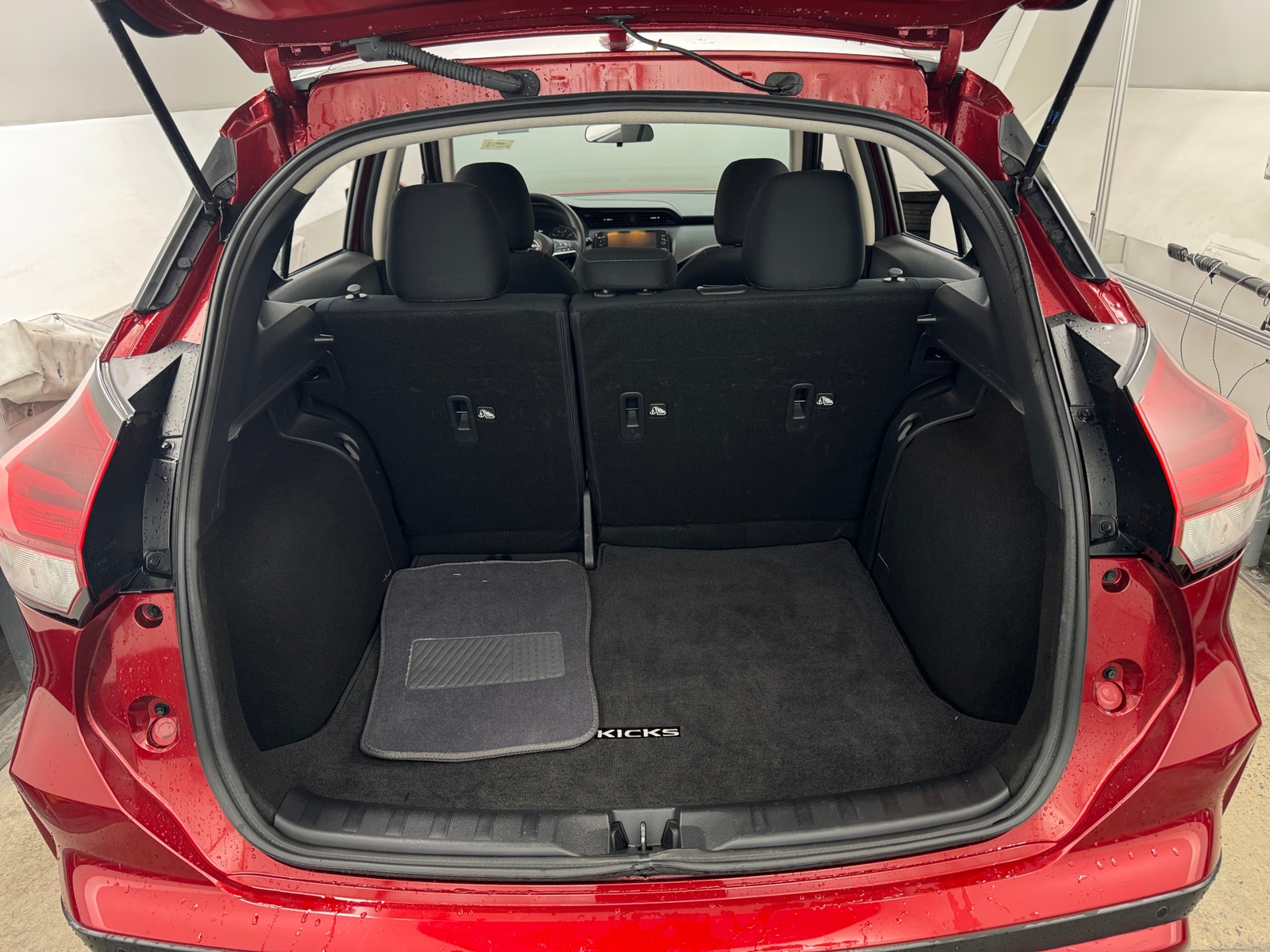 Thumbnail: 2023 Nissan Kicks - 7