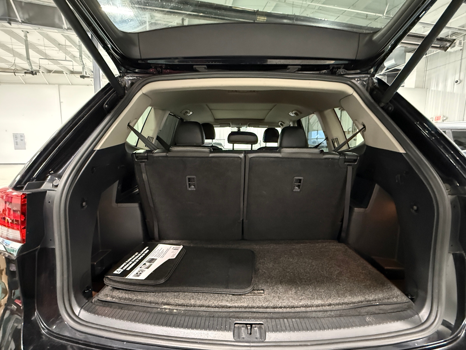 Thumbnail: 2021 Volkswagen Atlas - 6