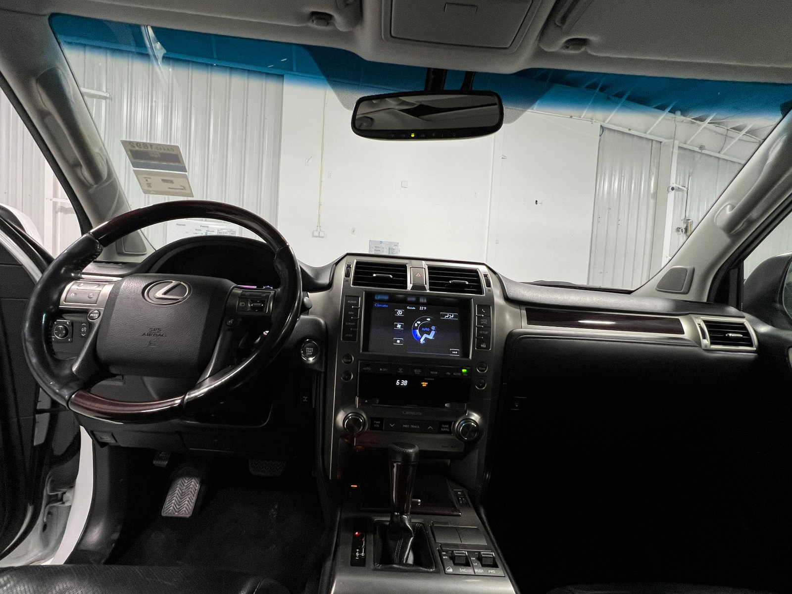 Thumbnail: 2018 Lexus GX - 2